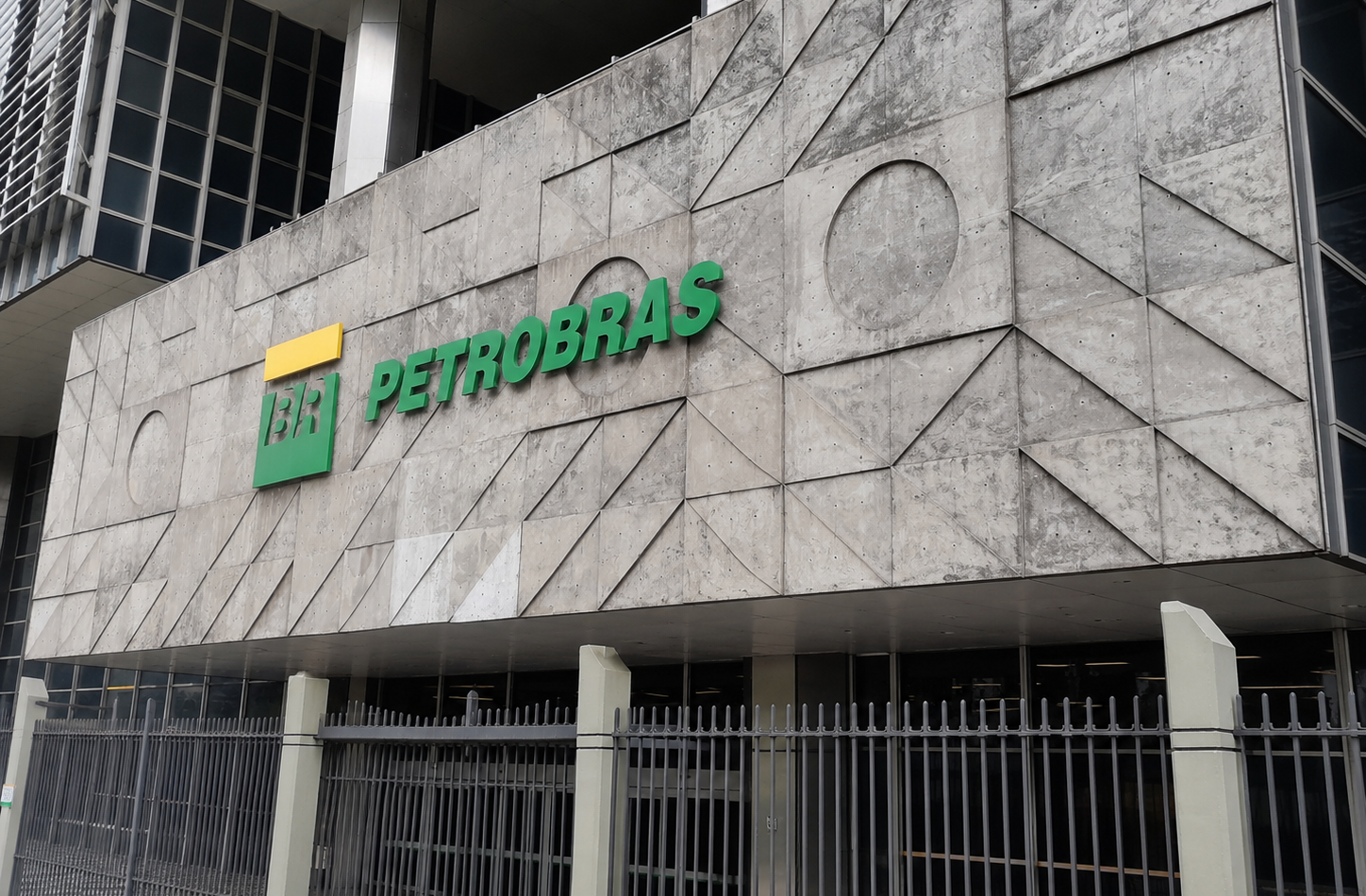 Façade du siège de Petrobras au Brésil