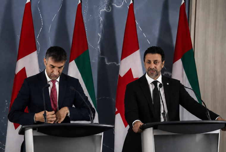 Canada–Émirats arabes unis : les ministres Maninder Sidhu et Thani bin Ahmed Al Zeyoudi annoncent l’accord commercial…